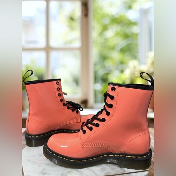 NWT Dr. Marten’s 1460 Patent Lamper Coral Pink Leather Boots Size 8 EU 39 - Picture 9 of 13